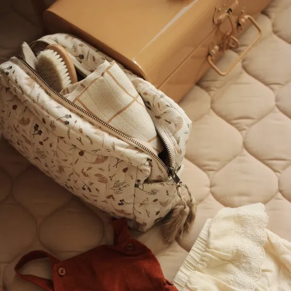 Avery Row Wash Bag - Grasslands