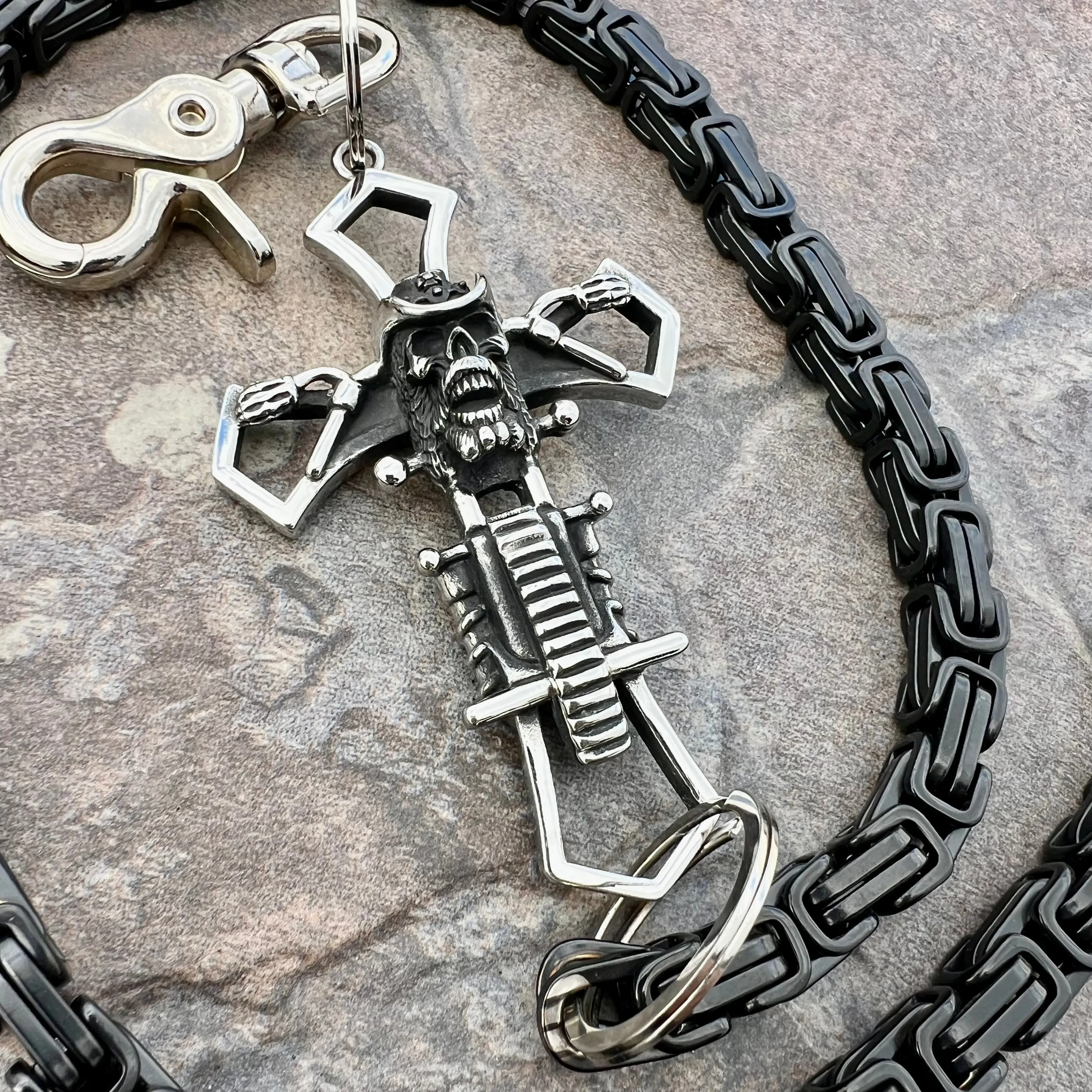 Cowboy Cross Wallet Chain - Black Daytona Heritage - WC229H