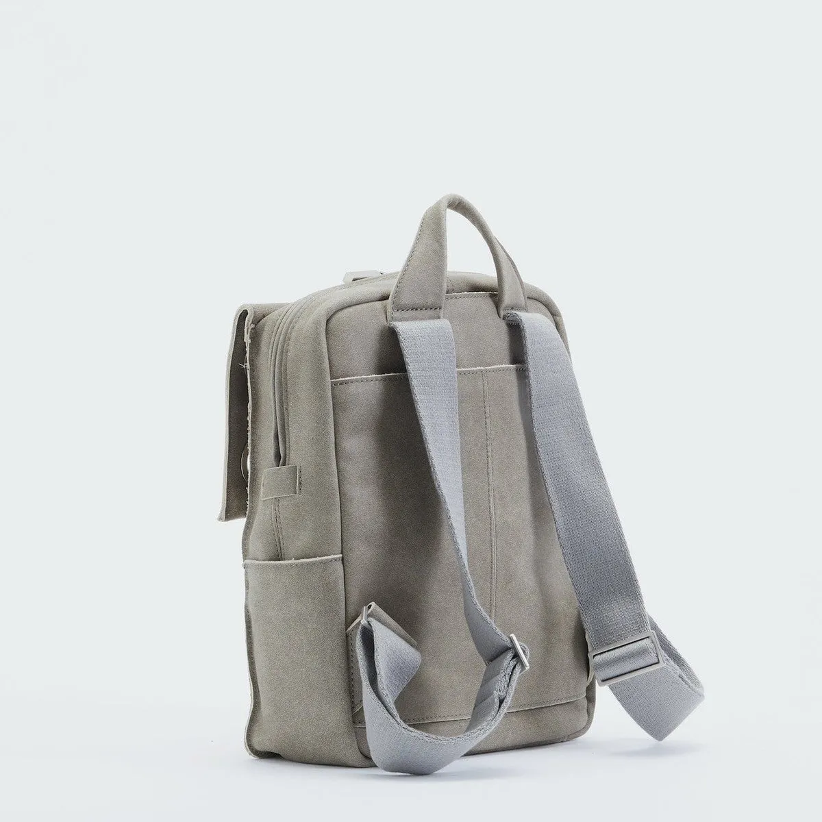 MONTANA BACKPACK LRG - Pewter/Brushed Silver